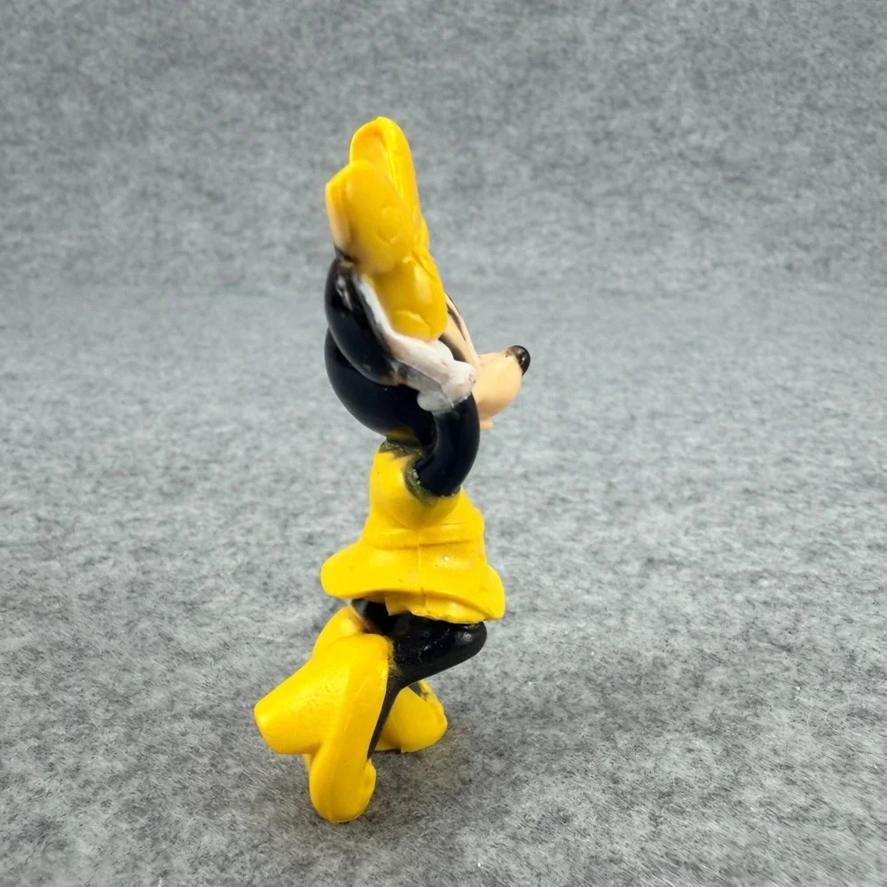 Disney Minnie Mouse Yellow Dress PVC Figure 2.75